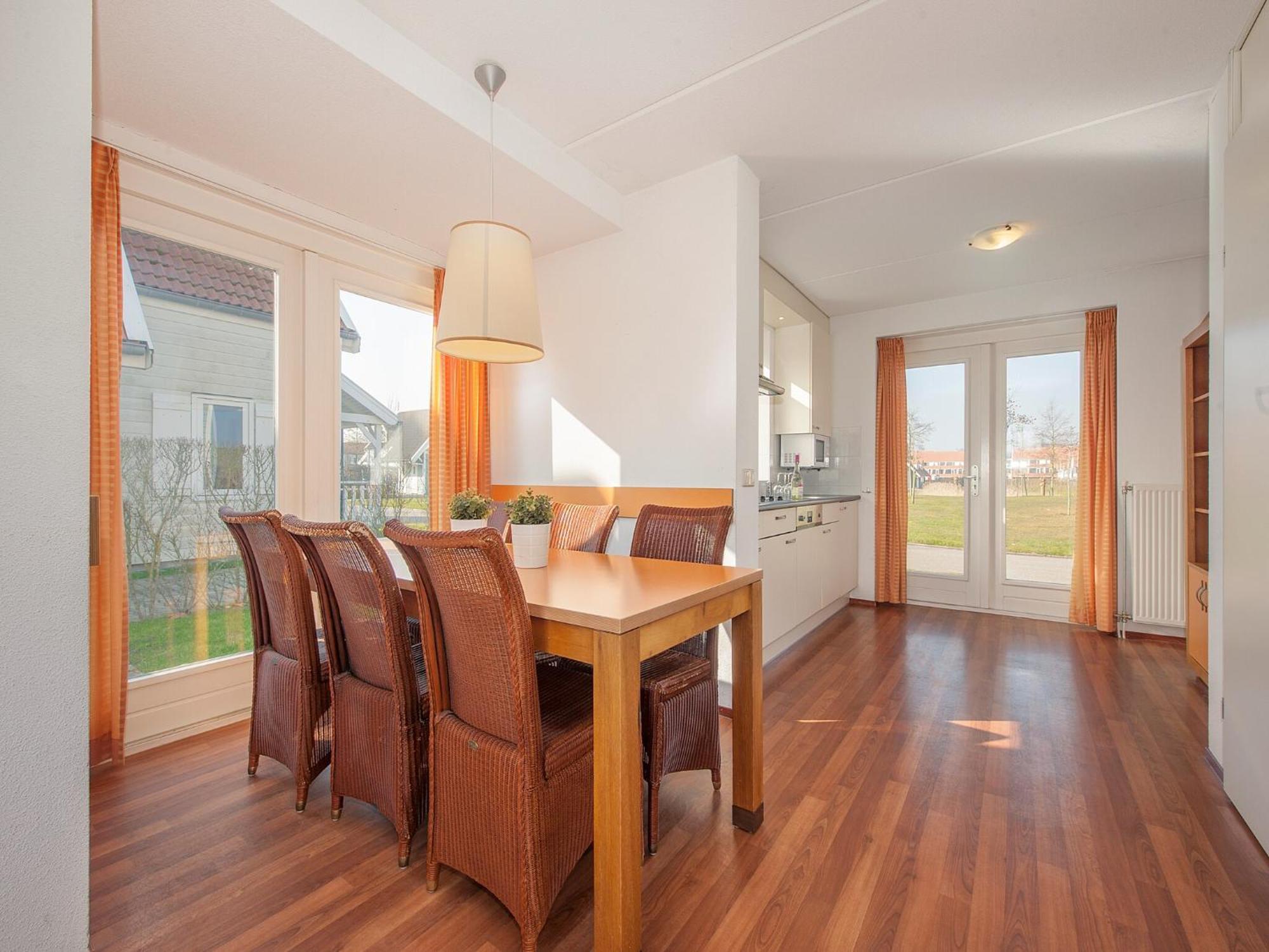 Comfortable With Veranda, Near The Grevelingen Vakantiehuis Bruinisse